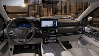 2024 Lincoln Lincoln Navigator Internal Image 2
